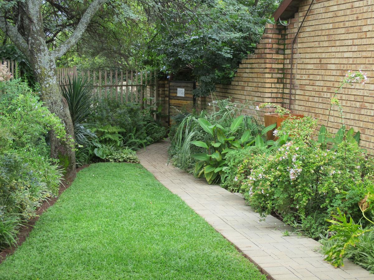 Ukarimu Guest House Klerksdorp Exterior photo